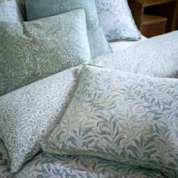 William Morris At Home Willow Bough Duvet Set, Super King, Sage - thumbnail 2