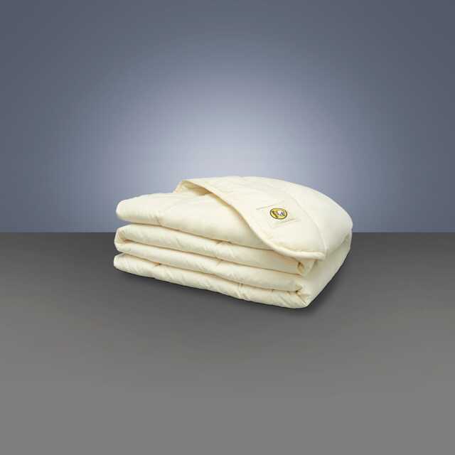 Baavet Wool Duvet, Medium, Super King - image 1