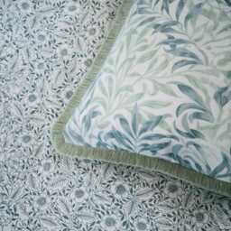 William Morris At Home Willow Bough Duvet Set, Single, Sage - thumbnail 3