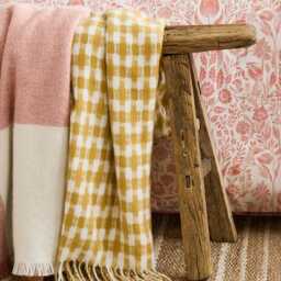 Laura Ashley Knapton Throw, 130cm x 70cm, Ochre Yellow - thumbnail 2