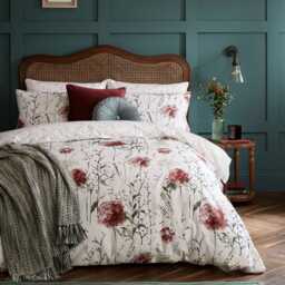 Laura Ashley Pallington Bloom Duvet Set, Double, Ruby - thumbnail 1