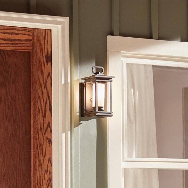KL/SOUTH HOPE/S South Hope1 Light Small Lantern Wall Light In Rubbed Bronze