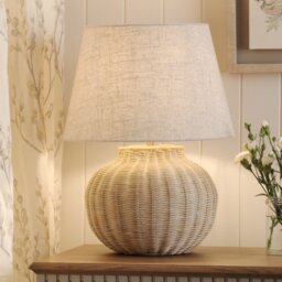 Laura Ashley Fernhill Table Lamp In Matt Cream With Shade LA3756613-Q