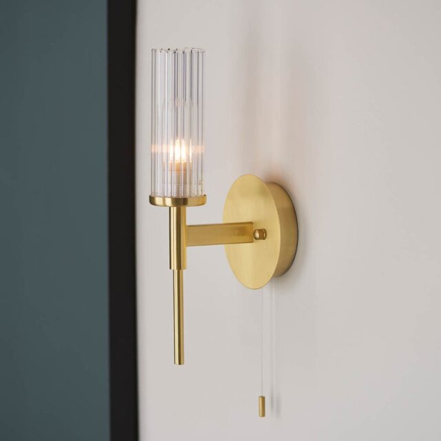 Endon 96163 Talo Bathroom Wall Light In Satin Brass With Ribbed Glass Shade IP44