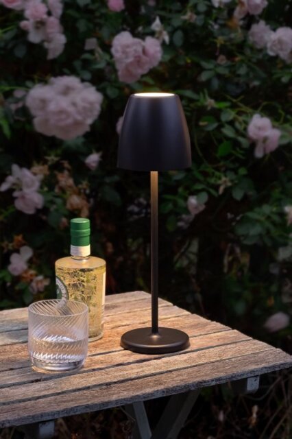 Dar Wisebuys Munich Outdoor Rechargeable LED Table Lamp In Black Finish IP54