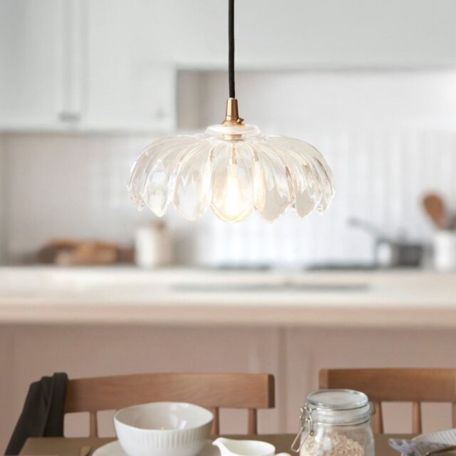 Endon 120752 Eltham Ceiling Pendant Light With Black Braided Cable And Camellia Glass Shade