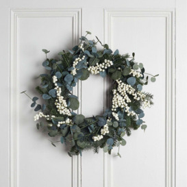 40cm Eucalyptus Wreath With White Berries