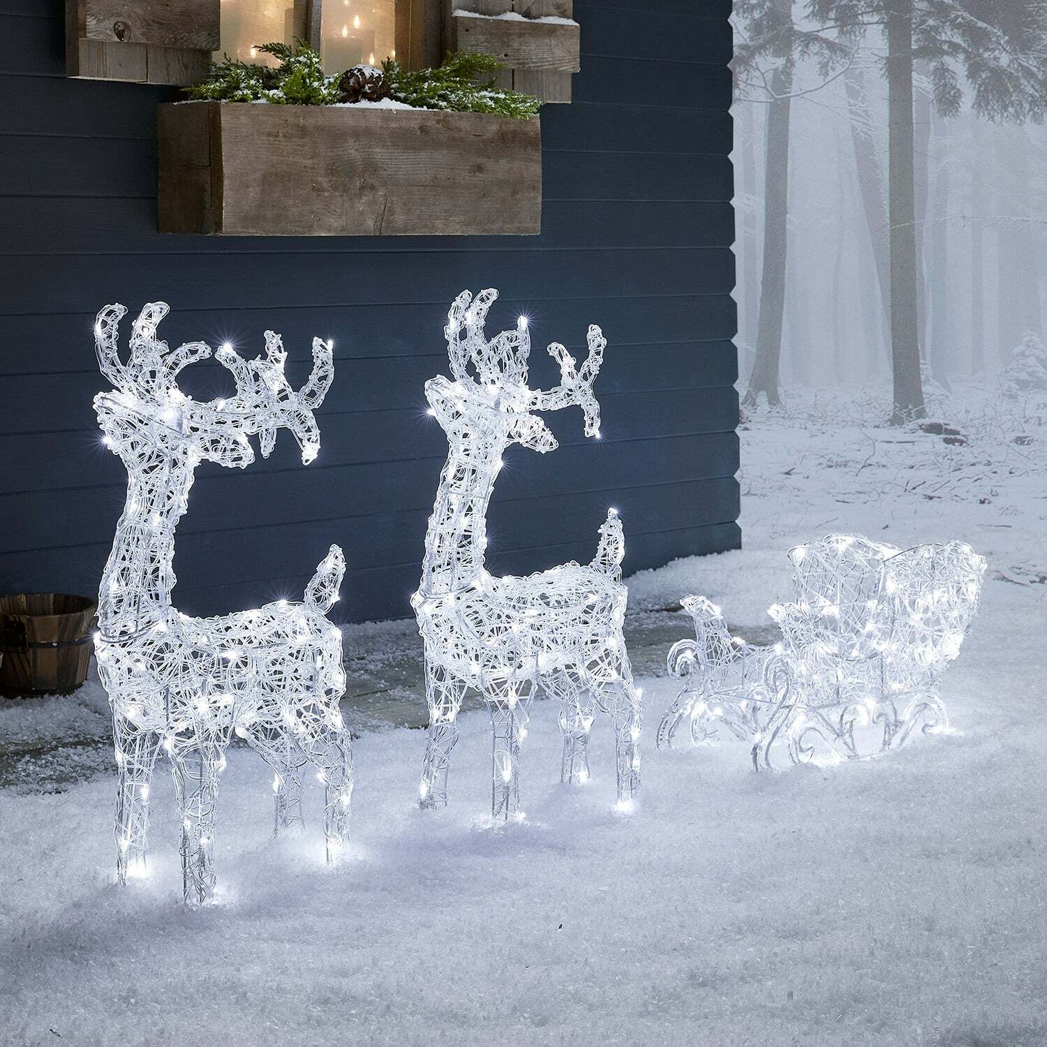 Swinsty Dual Colour LED Light Up Reindeer & Sleigh Christmas Figure 24v - image 1