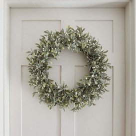 62cm Pre Lit Oversized Mistletoe Christmas Wreath - thumbnail 2