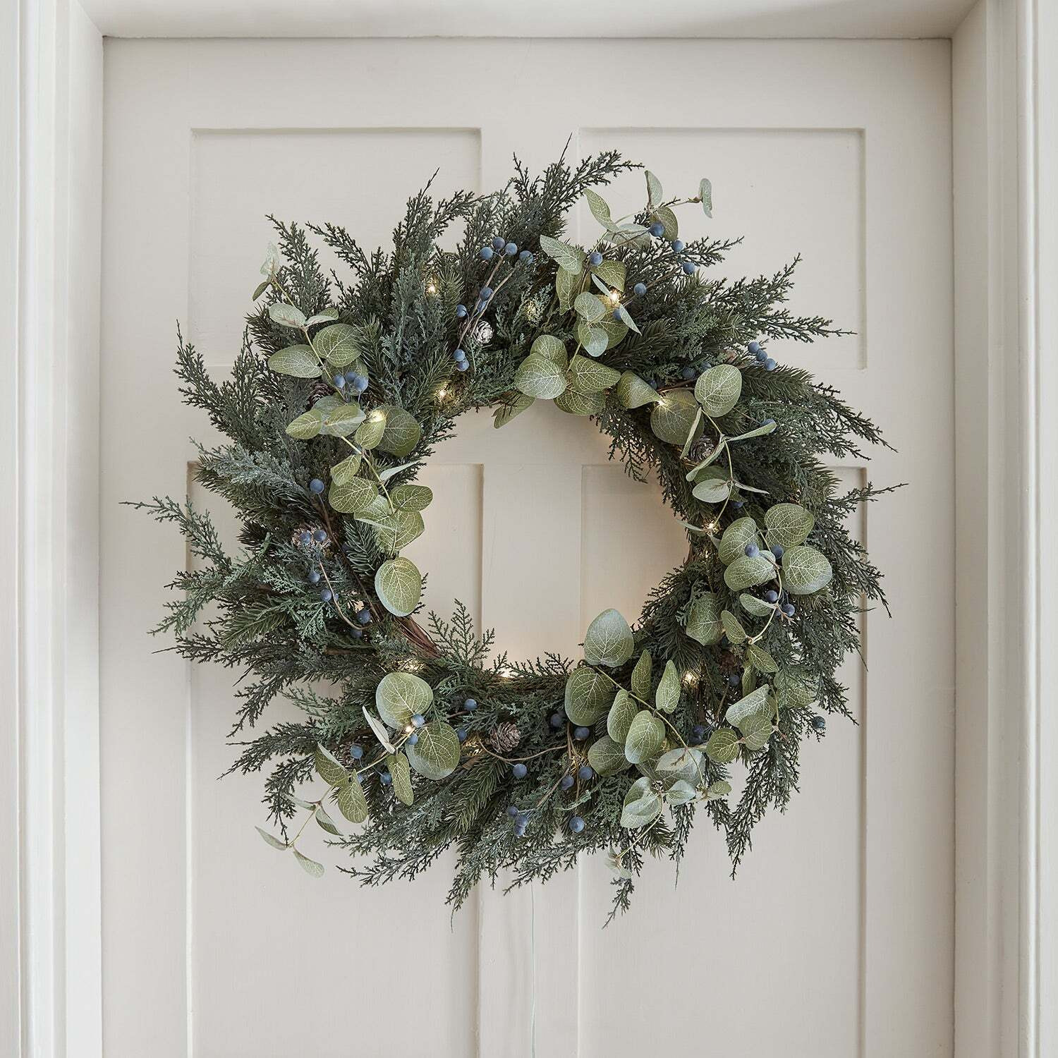 66cm Pre Lit Oversized Frosted Berry and Pinecone Christmas Wreath - image 1