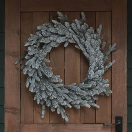 60cm Pre Lit Outdoor Snowy Christmas Wreath - thumbnail 2