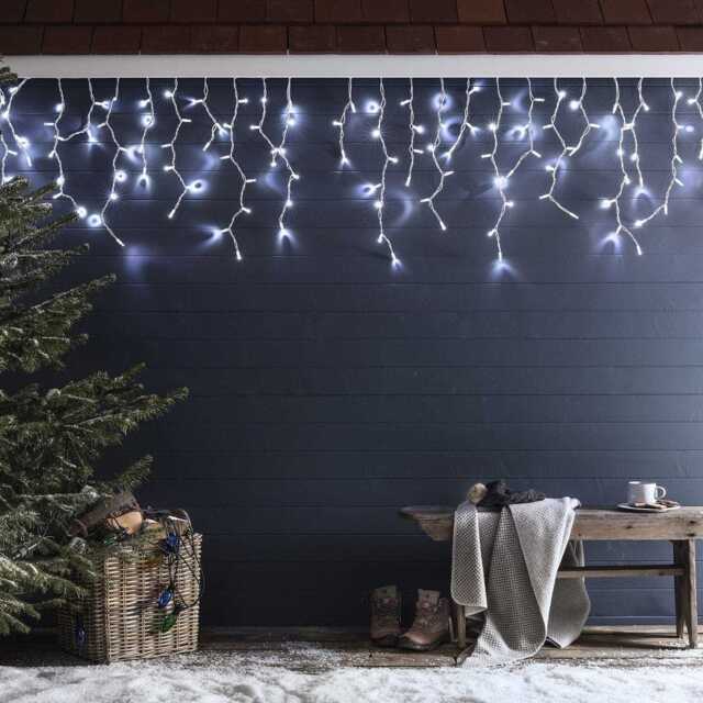 Pro Connect 18m 900 White Connectable Icicle Lights White Cable - image 1
