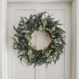 66cm Pre Lit Oversized Berry and Pinecone Christmas Wreath - thumbnail 1