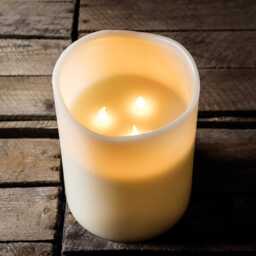Venti 3 Wick Hurricane Battery LED Candle - thumbnail 2