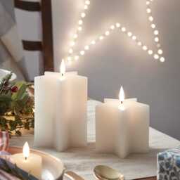 TruGlow® White Star Christmas Candle Duo With Remote Control - thumbnail 2