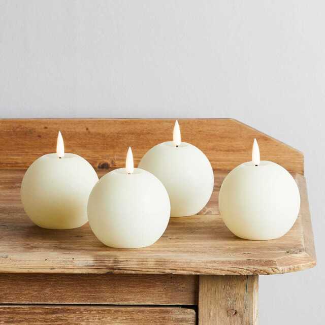 4 TruGlow® Ball LED Candles With Remote Control - image 1