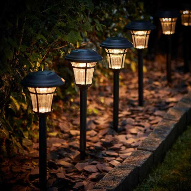 6 Richmond Solar Stake Lights