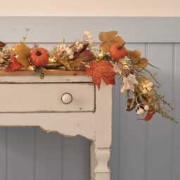 1.5m Pre Lit Pumpkin Lane Autumn Garland - thumbnail 1