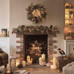 60cm Pre Lit Autumn Winter Wreath - thumbnail 2
