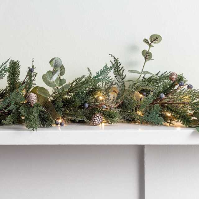 2m Pre Lit Berry and Pinecone Garland - image 1