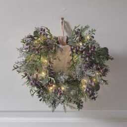 40cm Pre Lit Purple Berry Heart Wreath - thumbnail 1