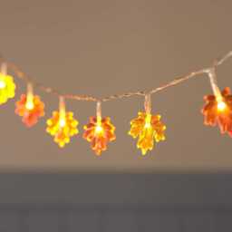 20 Maple Leaf LED Fairy Lights