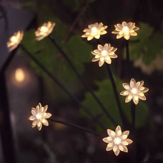 8 Flower Solar Stake Lights - image 1