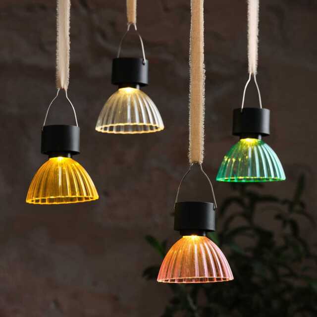 4 Lustre Pastel Solar Hanging Lights - image 1