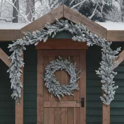 Pre Lit Outdoor Snowy Christmas Wreath & Garland - thumbnail 2
