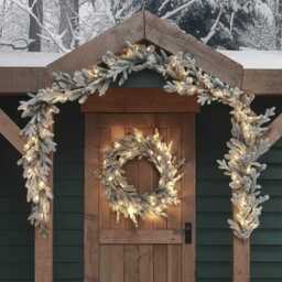 Pre Lit Outdoor Snowy Christmas Wreath & Garland - thumbnail 1