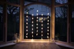 40 Warm White LED Star Curtain Light - thumbnail 2