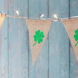 Shamrock Hessian LED Bunting St Patricks Day Decoration - thumbnail 2