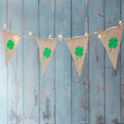 Shamrock Hessian LED Bunting St Patricks Day Decoration - thumbnail 1