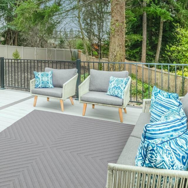 Geometric Grey Arrow Outdoor Rug, 120 x 170cm