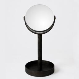 Magnify Mirror Close-Up - Dark Oak