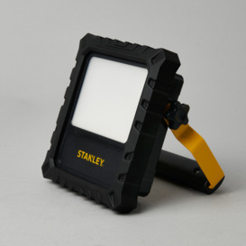 Stanely 20 Watt LED Portable Outdoor Rechargable Work Light - Yellow and Black - thumbnail 3