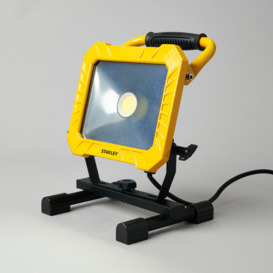 Stanley 33 Watt LED Portable Outoor Work Light - Yellow and Black - thumbnail 3