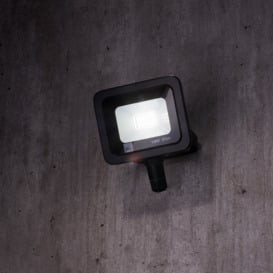 Yarm Outdoor LED 10 Watt Slimline Flood Light - Black - thumbnail 2