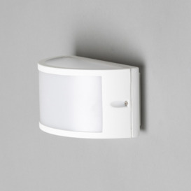 Wynn 10 Watt LED Outdoor Bulkhead Wall Light - White - thumbnail 3