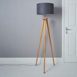 Willow Wooden Tripod Floor Lamp - Natural - thumbnail 3