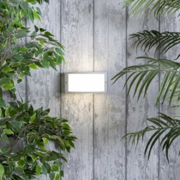 Wynn 10 Watt LED Outdoor Bulkhead Wall Light - White - thumbnail 6