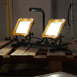 Stanley Twin 33 Watt LED Portable Outdoor Work Light - Yellow and Black - thumbnail 6