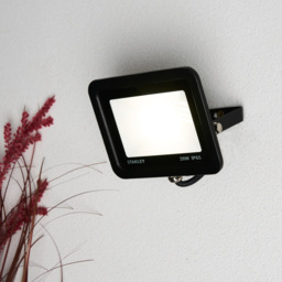 2 Pack of Stanley 20 Watt LED Slimline Outdoor Flood Light - Black - thumbnail 7