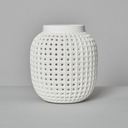 Kerry Pierced Ceramic Table Lamp - White - thumbnail 3