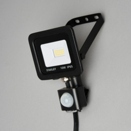 2 Pack of Stanley 10 Watt LED Slimline Outdoor Flood Lights with PIR Sensor - Black - thumbnail 3
