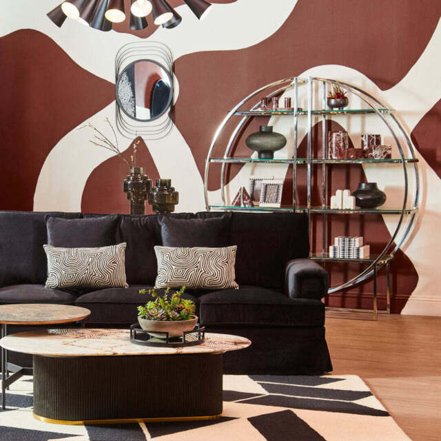 Windsor Round Coffee Table - image 1