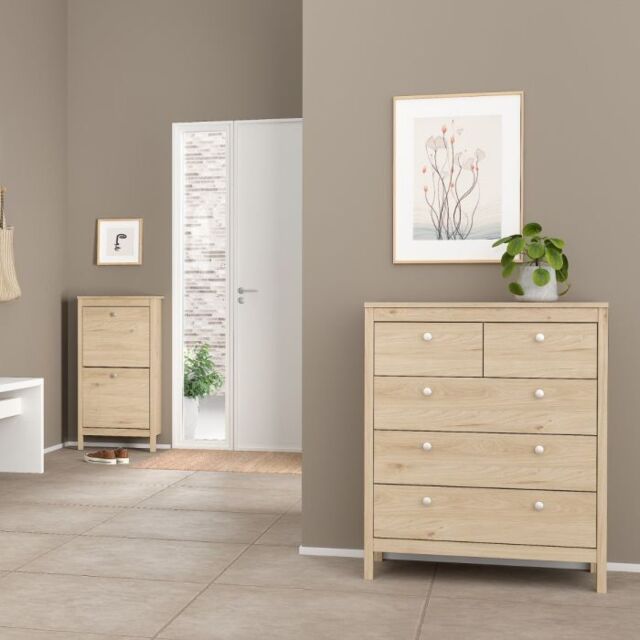 Madrid Chest 3+2 Drawers in Jackson Hickory Oak - image 1