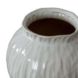 Soft & Sculptural: The Numa Round Vase - thumbnail 3