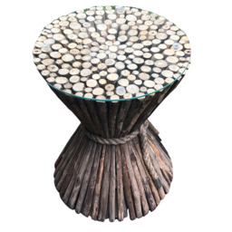 Xyrene Side table