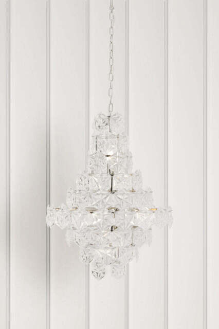 Mayfair Statement Chandelier - image 1